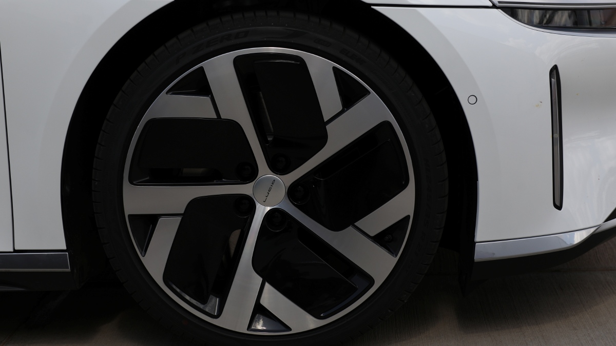 India Electric Mobility Council Urges Government to Continue EV Sector Incentives, Warns Impact on Sales