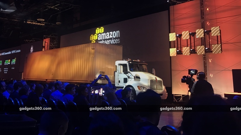 AWS Snowmobile Will Move Your Data to the Cloud in a Huge Truck