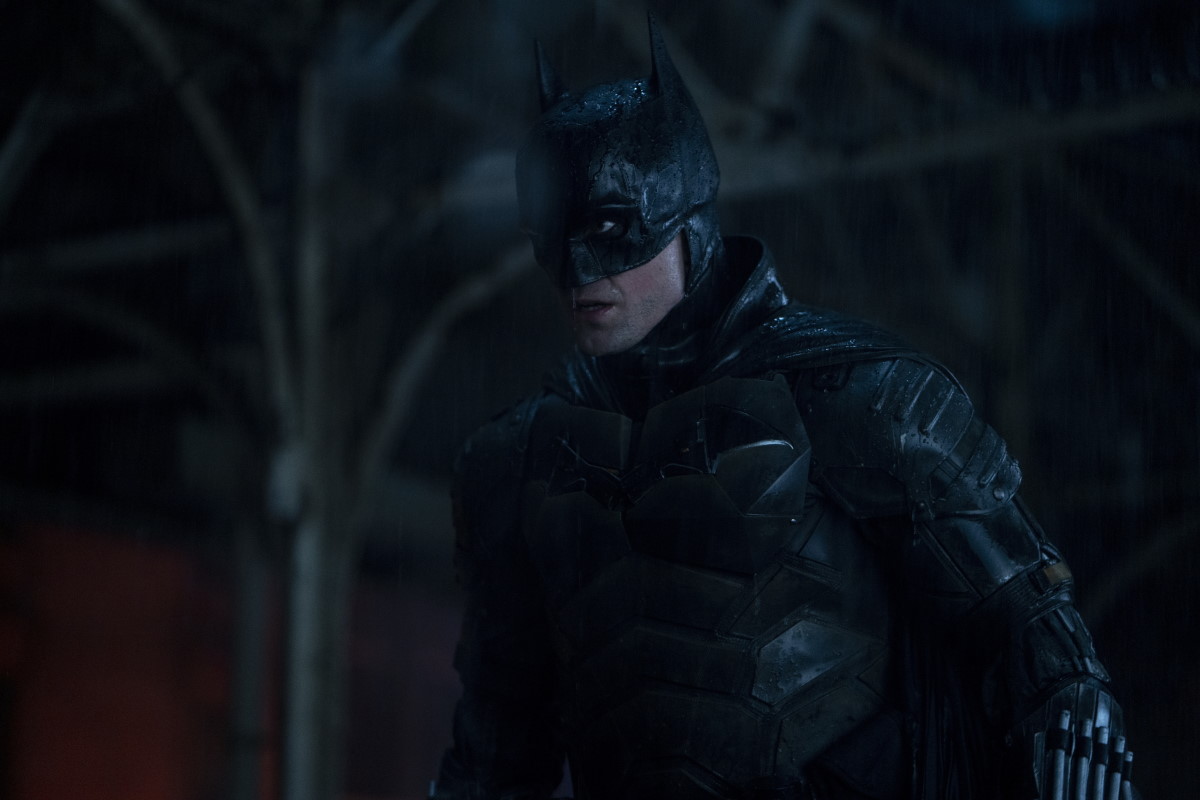 The Batman Trailer Sets Up Robert Pattinson and Zo&euml; Kravitz as Partners-in-Crime