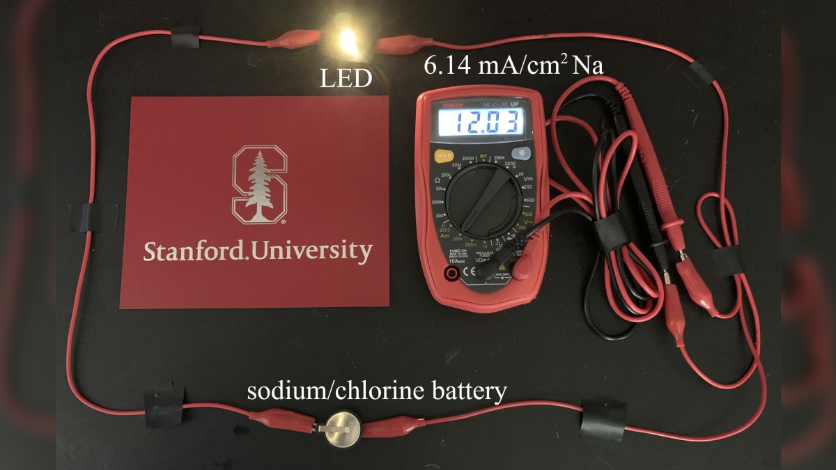 Researchers Create Rechargeable Battery That Can Store Six Times More Power Than Other Units