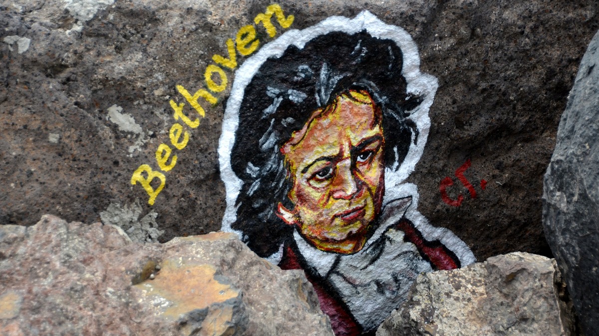 Artificial Intelligence Puts Final Notes on Beethoven's Tenth Symphony