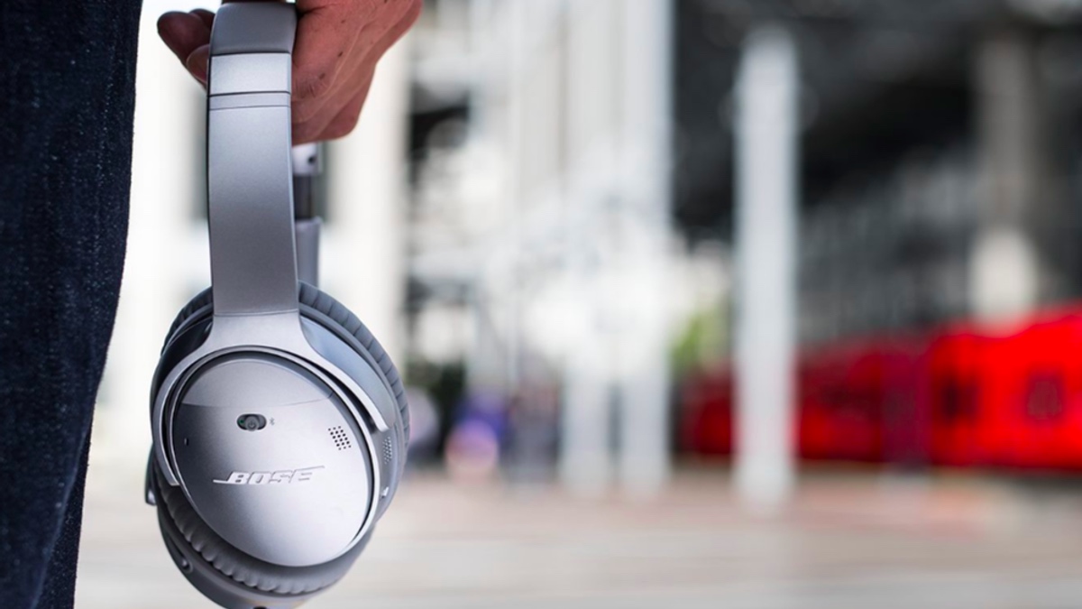 Best Noise Cancelling Headphones You Can Buy Right Now