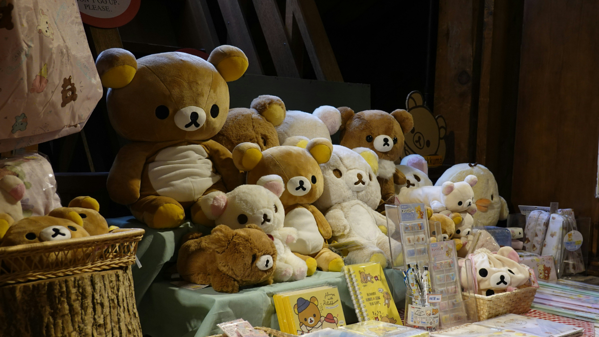 Best Giant Soft Toys and Plushies to Gift For Valentine's Day