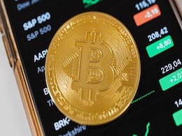 Bitcoin Shoots Above $65,000 as Ether, Dogecoin, Polkadot, Other Crypto Coins Begin Week in Green Bitcoin Shoots Above $65,000 as Ether, Dogecoin, Polkadot, Other Crypto Coins Begin Week in Green