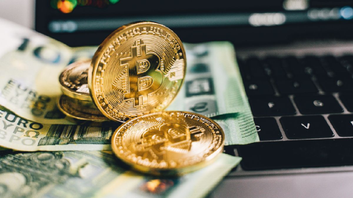 Bitcoin Continues to Trade at Over $60,000 as Shiba Inu Value Jumps 15 Percent