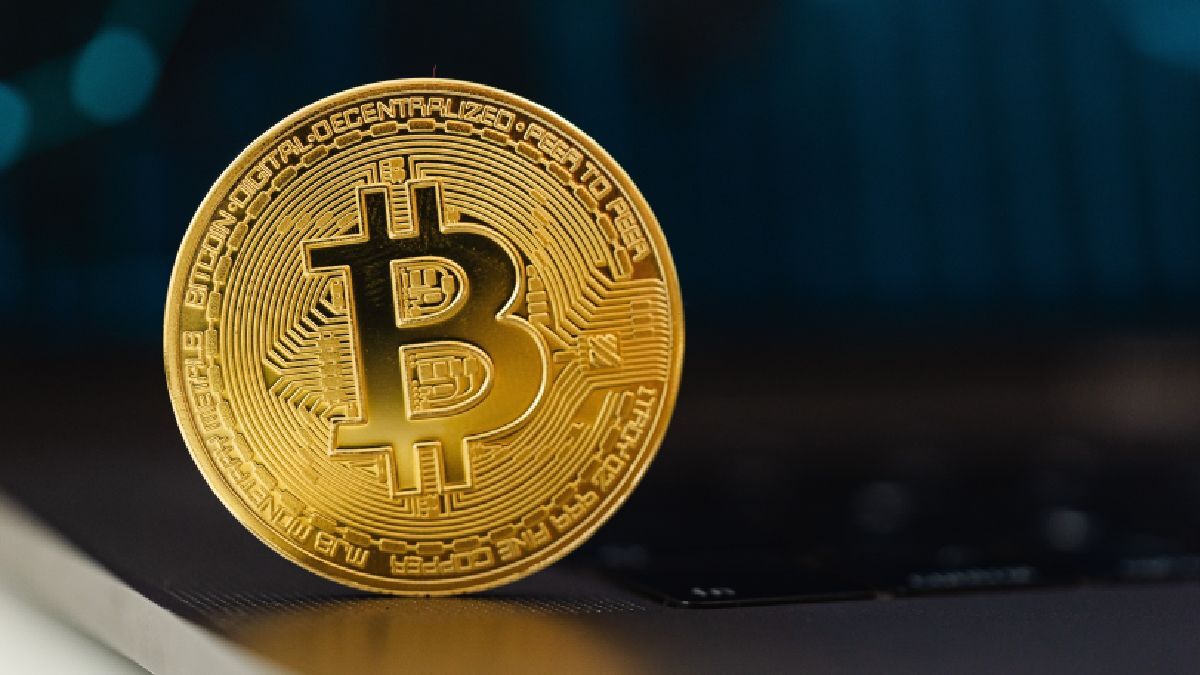 Twitter CFO Ned Segal Believes It Does Not 'Make Sense Right Now' to Invest in Bitcoin
