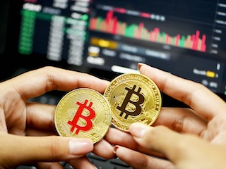 Crypto Price Today: Bitcoin Maintains Value Above $63,000 Over the Weekend, Loss Strikes SOL, USDT