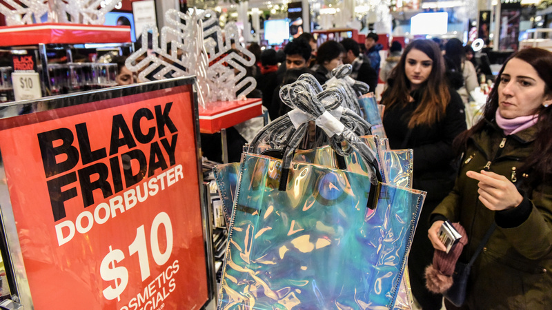 Black Friday Sale 2018: More US Shoppers Chose the Computer Over the Mall
