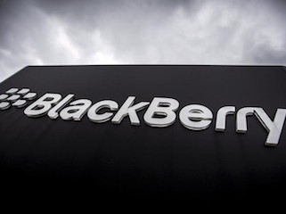 BlackBerry, Delphi Partner on Self-Driving Car Operating System