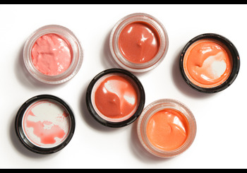 5 Best Liquid Blushes For A Natural Dewy Glow