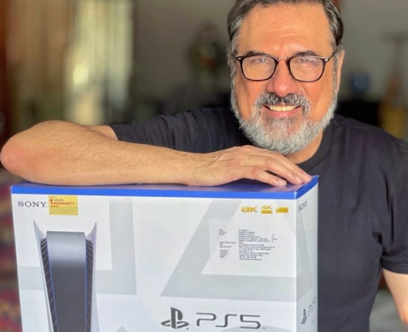 PlayStation 5 Delivery Has Actor Boman Irani Excited About Showing Youngsters Who the Boss Is, But Stock Shortages Worrying Other Customers PlayStation 5 Delivery Has Actor Boman Irani Excited About Showing Youngsters Who the Boss Is, But Stock Shortages Worrying Other Customers