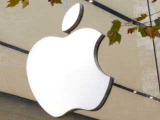 Apple Signs Multi-Billion-Dollar Deal With Broadcom to Use US-Made Chips