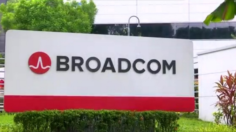 Broadcom-Qualcomm Deal Shadowed by Concern Over China Influence