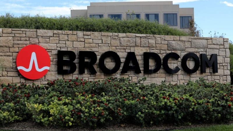 Broadcom Lays Off 1,100 Employees After Brocade Merger