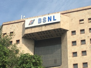BSNL Loses 50,000 Broadband Subscribers in October, Airtel and Jio See Gains: TRAI