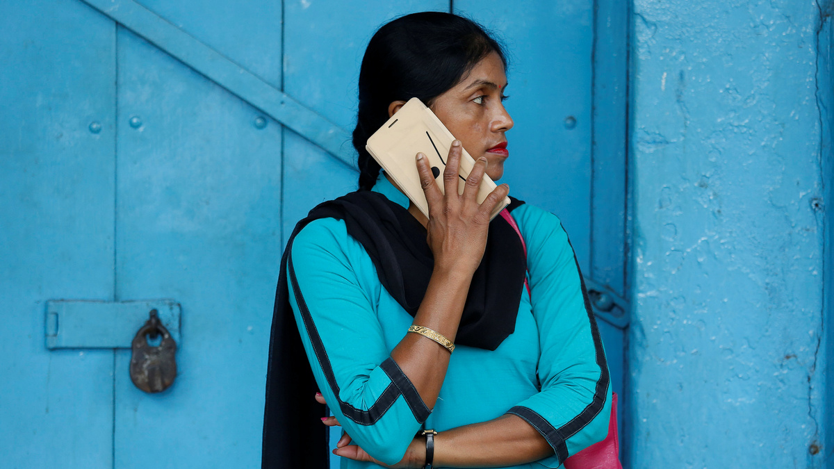 TRAI Warns Against 'Illegal' Fraudulent Calls Threatening Number Disconnection