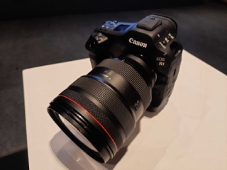 Canon EOS R1 With 24.2-Megapixel CMOS Sensor Launched in India Alongside EOS R5 Mark II: Price, Features