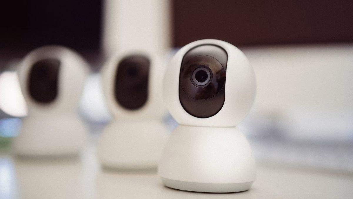 CP PLUS vs Qubo Security Cameras Starting At ₹1,999: Price & Features Compared