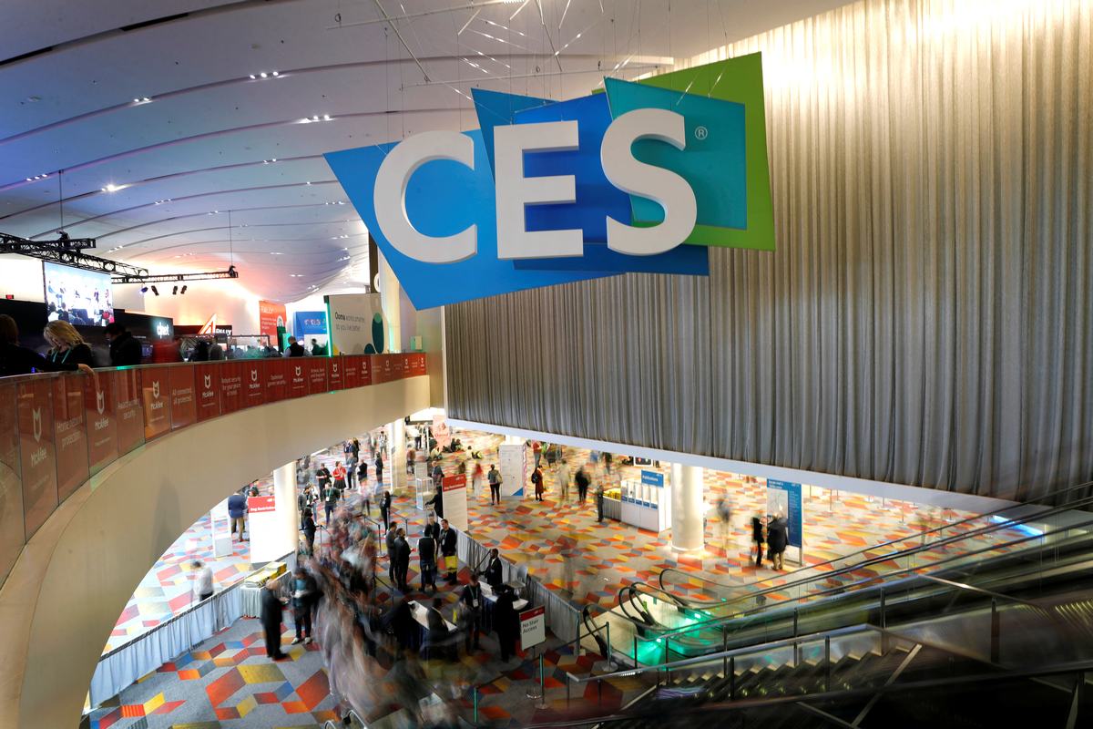CES 2022: As Health Concerns Rise, Car Gadgets Proliferate