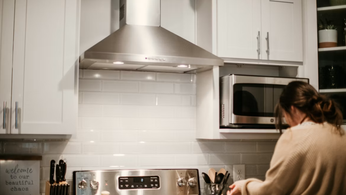 Best Filterless Auto-Clean Chimney Under 35000: Low-Maintenance Picks for Indian Kitchens