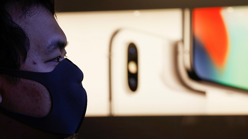 Smartphone Shipments to China Hit Six-Year Low in February: Market Data