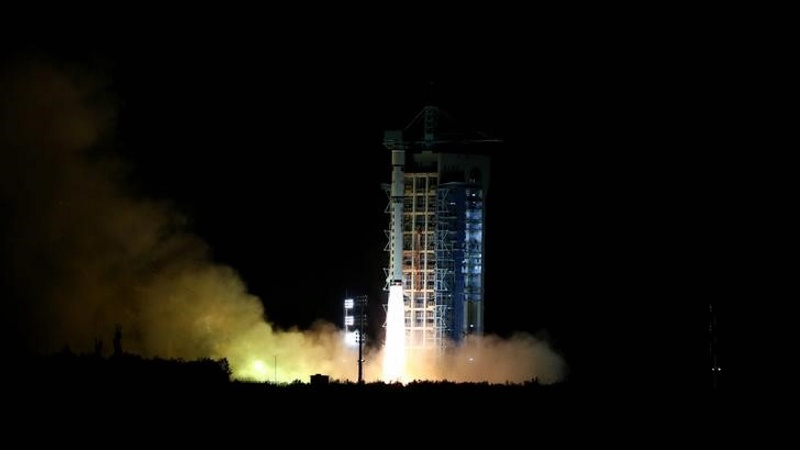 China's Quantum Satellite Dispatches Transmissions Over a Record Distance of 1,200 Kilometres