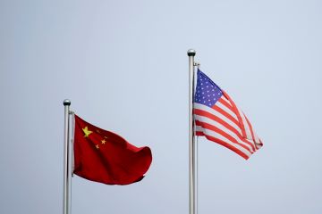 US Senators Want Commerce Department to List Tech to Keep Away From China