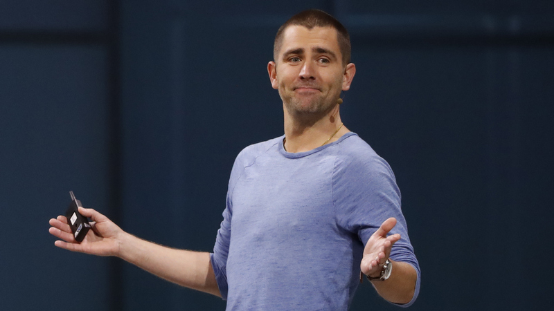 Facebook Product Chief Chris Cox, WhatsApp VP Chris Daniels to Depart