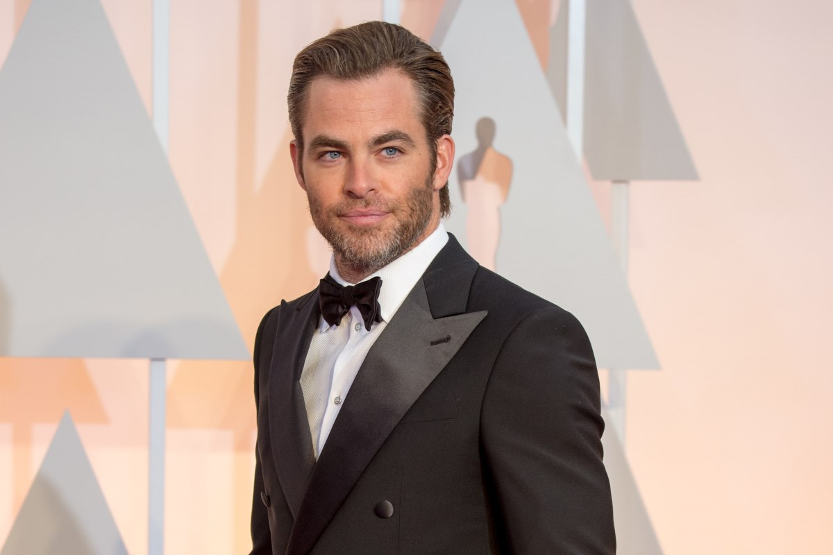 Chris Pine in Talks to Star in Dungeons & Dragons Movie: Reports