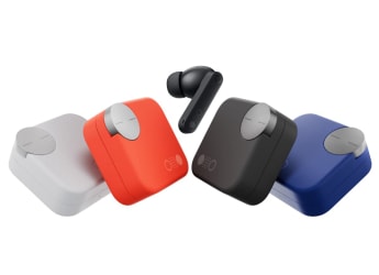 ভ্যালেন্টাইন'স ডে-র দিন মেগা অফার, মাত্র 99 টাকায় দামি ইয়ারবাডস দিচ্ছে Nothing