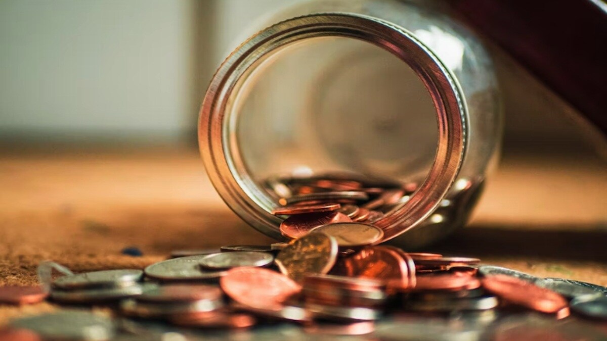 Visa, Mastercard Race to Capture a $253 Billion Crypto Threat