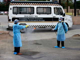 Coronavirus Lockdown: Government Allows IT Companies to Function With 50 Percent Staff From April 20