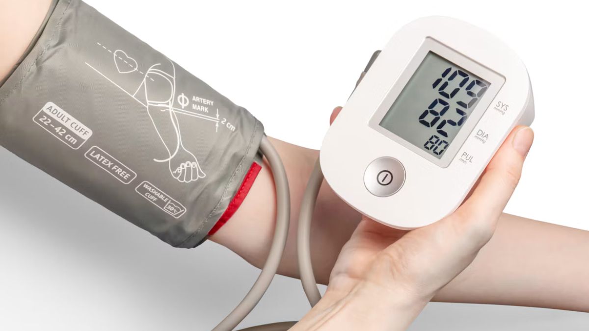 Best Digital Blood Pressure Machines for Home Use: Accurate & Easy to Read