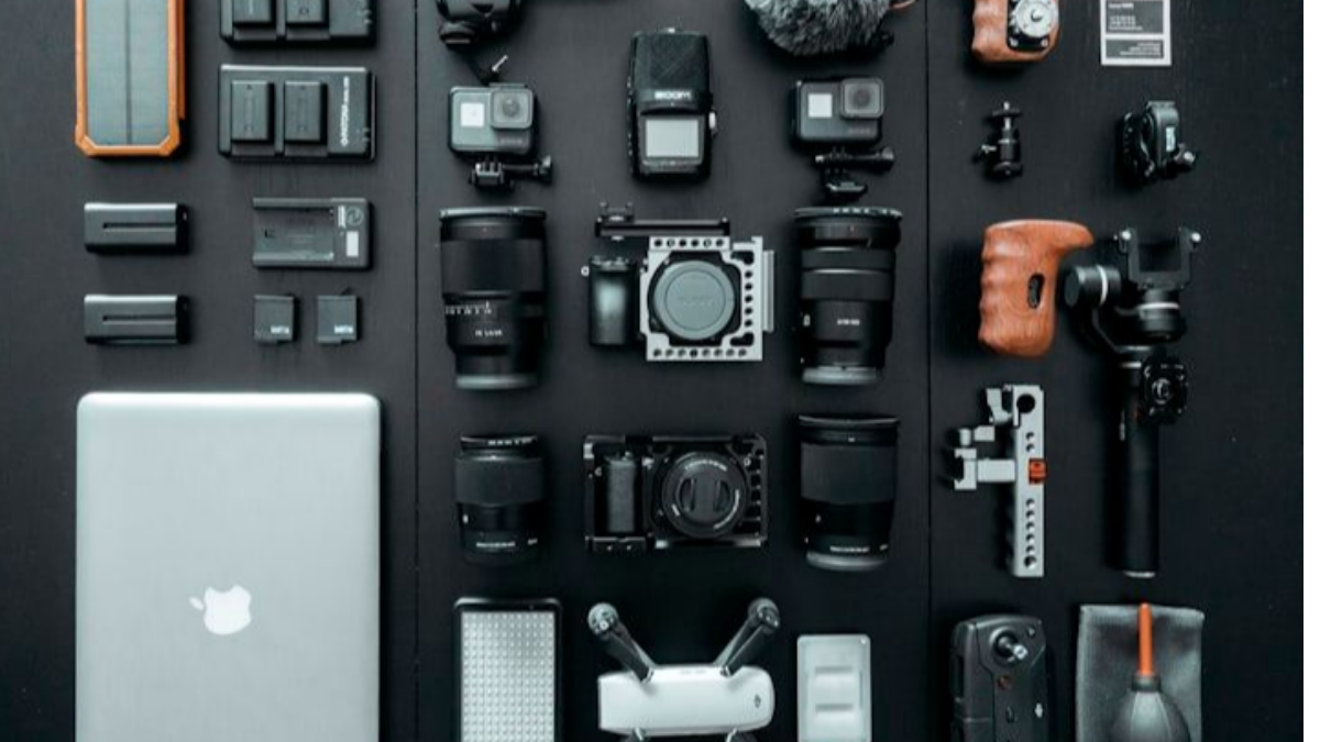 Best 5 Handheld Gimbals of 2026: Top Smartphone and Camera Stabilizers for Vloggers