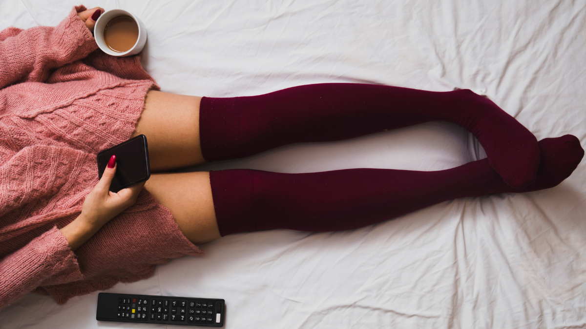 Best Compression Socks for Travellers: Why One Needs These for Long-Haul Flights?