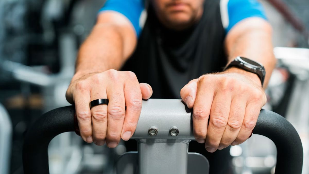 Smart Ring Health Monitors for Women: Ditch the Smartwatch