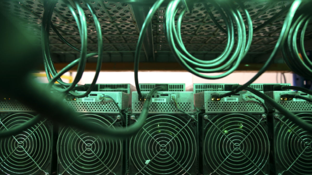 Georgia Town Binds Residents in Holy Oath Against Bitcoin Mining as Power Crisis Plagues Region