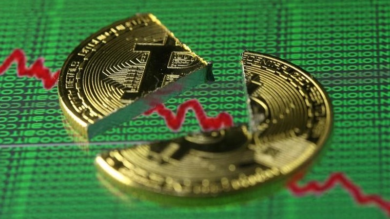 Budget 2018: Bitcoin, Cryptocurrencies Should Be Regulated Not Killed, Experts Say