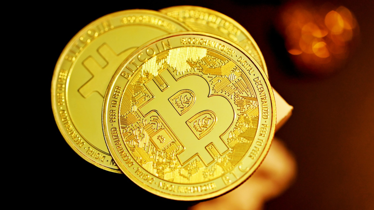 Bitcoin Holds Near $86,000 as Weak Jobs Data Dims Fed Hike Bets