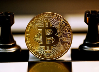 Bitcoin Holds Below $79,000 as Rate Concerns Weigh on Recovery