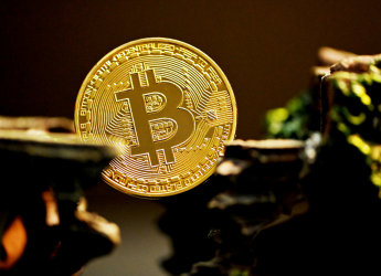 Bitcoin Holds Above $63,800 as Lower Oil Prices Boost Crypto Sentiment