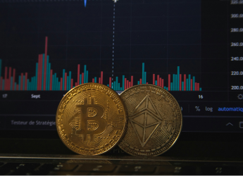 Bitcoin Holds Above $64,500 as Institutional Demand Remains Mixed