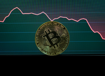 Bitcoin Holds Near $60,000 as Geopolitical Tensions Keep Crypto Investors on Edge