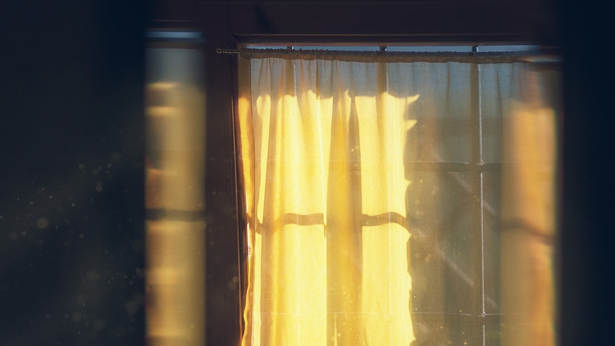 Latest Curtains Trends For Your Bedrooms Available On Myntra