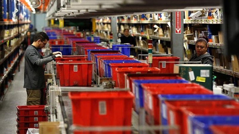 Struggling Retailers Seek Silver Bullet in Amazon Era