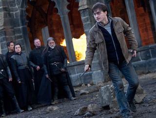 Harry Potter Star Daniel Radcliffe Responds to JK Rowling: &lsquo;Transgender Women Are Women&rsquo;