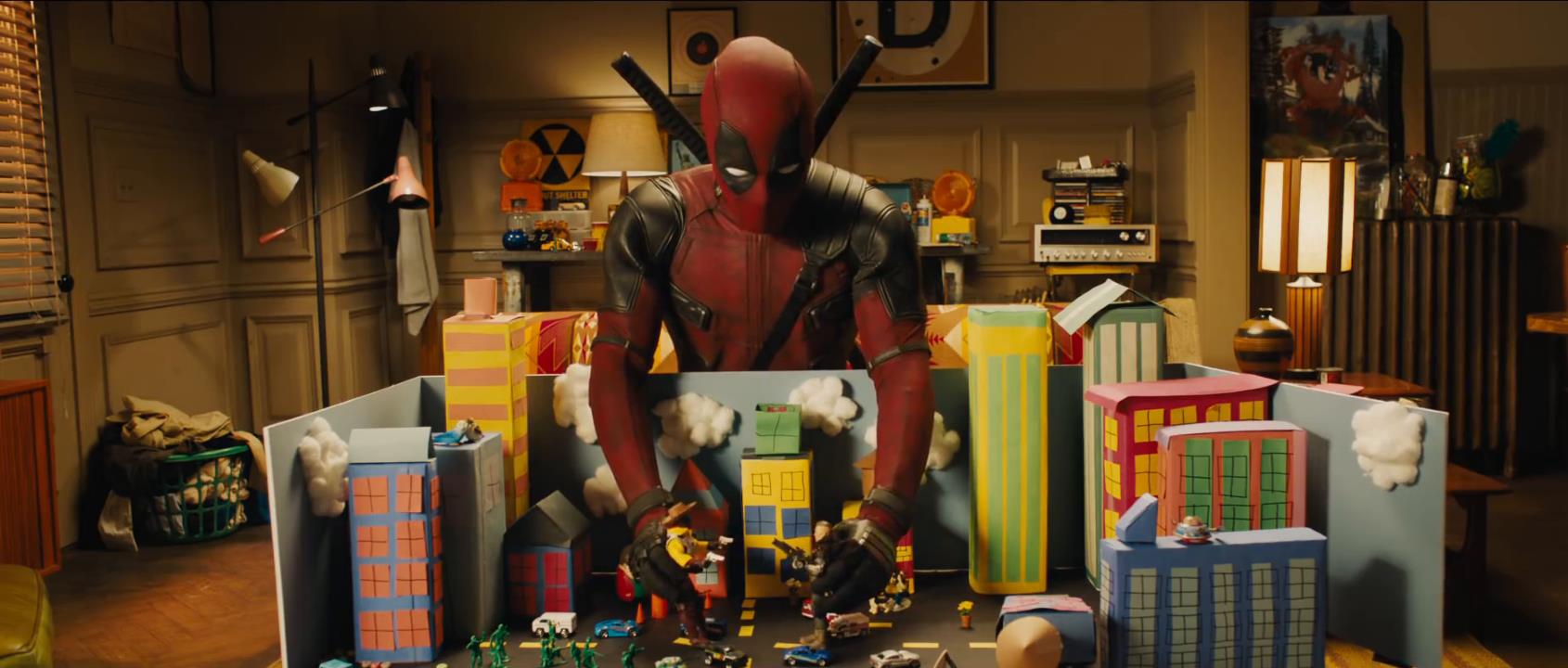 Deadpool 2 Trailer Introduces Cable, Mocks Justice League