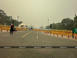 Delhi Air Pollution: These Apps Can Help You Track AQI Data, Weather Forecast Delhi Air Pollution: These Apps Can Help You Track AQI Data, Weather Forecast