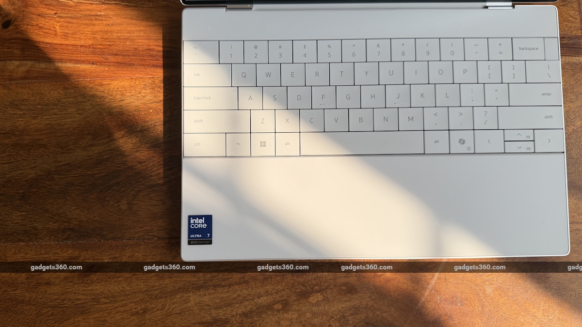 I Switched to an AI PC for a Month: Here's What Actually Changed in My Workflow