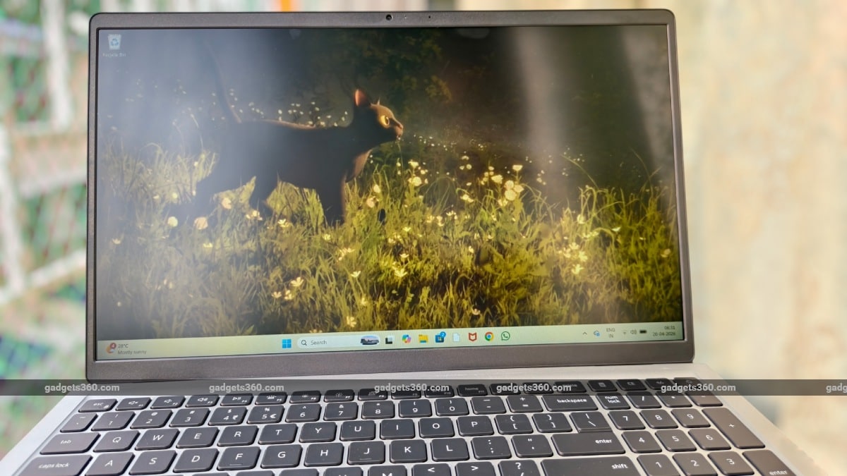 dell 15 gadgets 360 review inline4 Dell 15